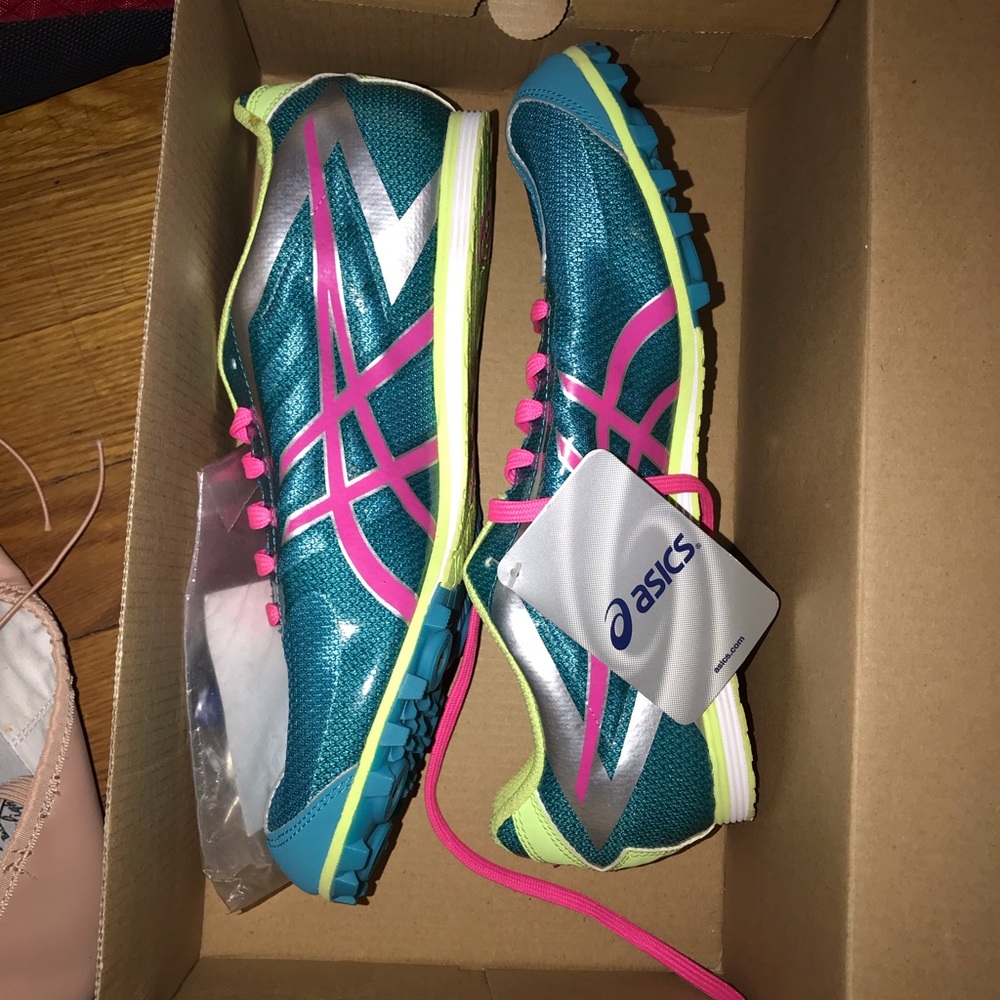 Track Shoes